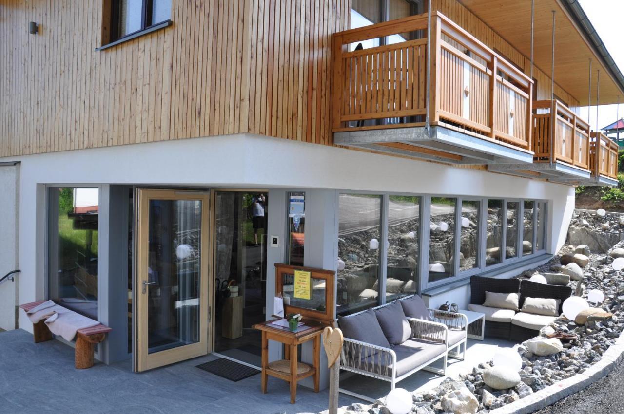 Erdhaeuser Und Apartments Mit Seeblick Und Alleinlage Weissensee Εξωτερικό φωτογραφία