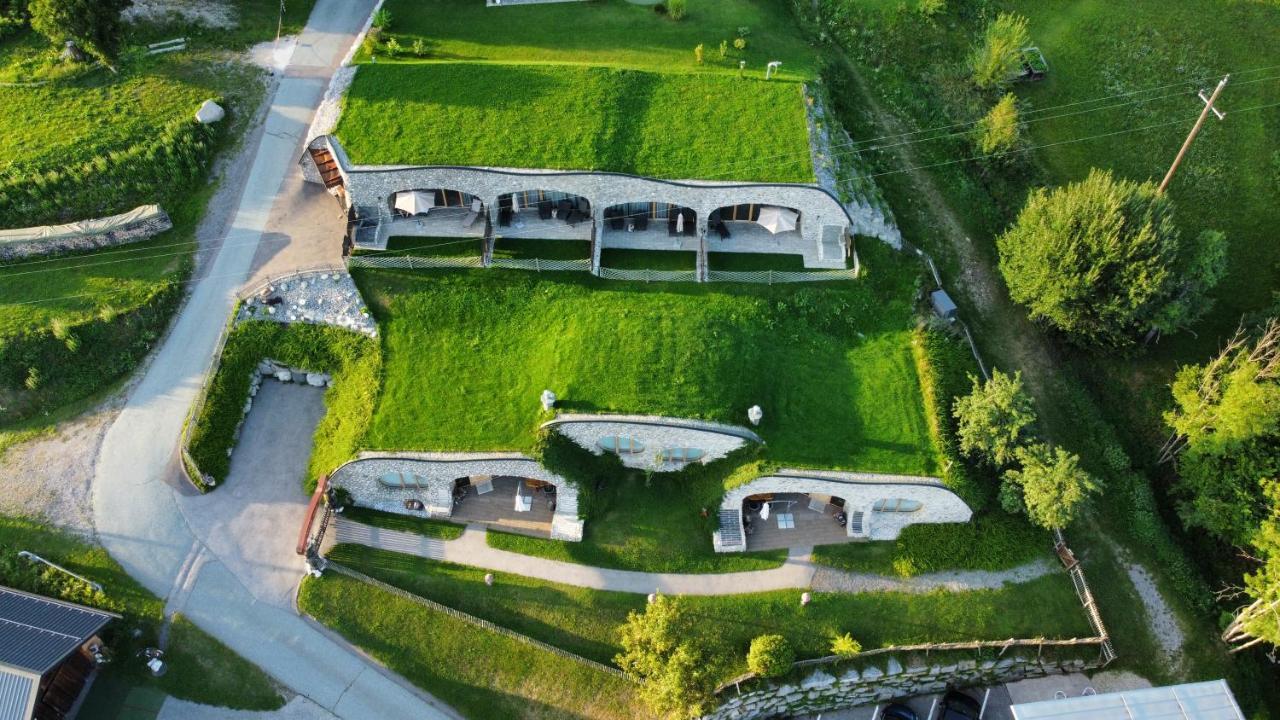 Erdhaeuser Und Apartments Mit Seeblick Und Alleinlage Weissensee Εξωτερικό φωτογραφία